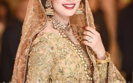 The Rise of Ready to Wear Wedding Dresses