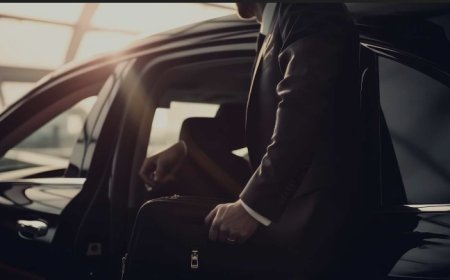 Classic vs. Modern: Which Wedding Car Should You Hire in Melbourne?