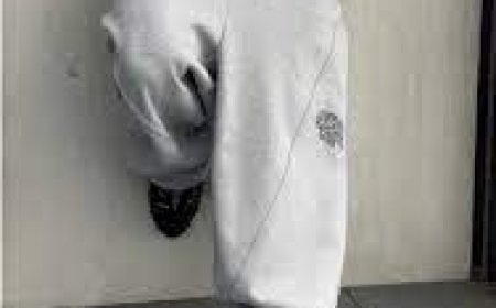 Kroen Clothing: A Modern Expression of Urban Style