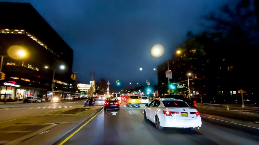 How to Stay Safe While Driving at Night