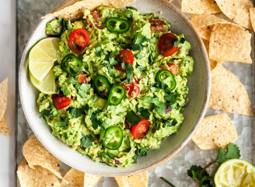 The Easiest Guacamole You’ll Ever Make