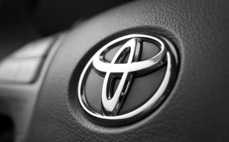 Tech-Driven Service: The Smart Toyota Workshop in South Delhi