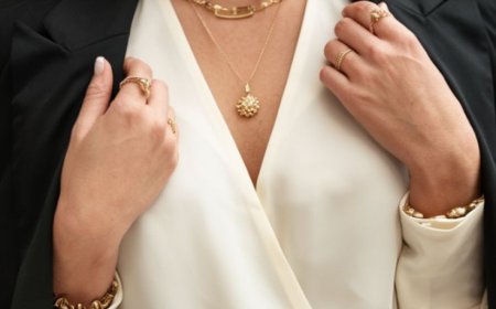 Holiday Gift Guide: Thoughtful Picks Like Fidget Rings