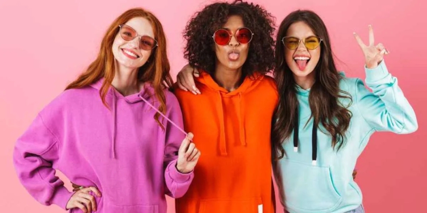 Why the Sp5der Hoodie — Especially in Pink and Black ,Is Taking Over Streetwear
